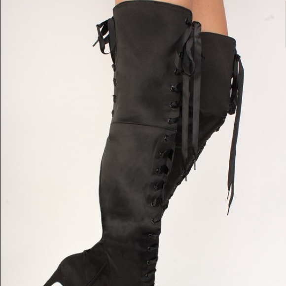 Lace up thigh high - Picture 2 of 5